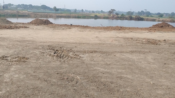 তানোরে খাসপুকুর ভরাটের দায়ে অবশেষে মামলা, আসামী অধরা