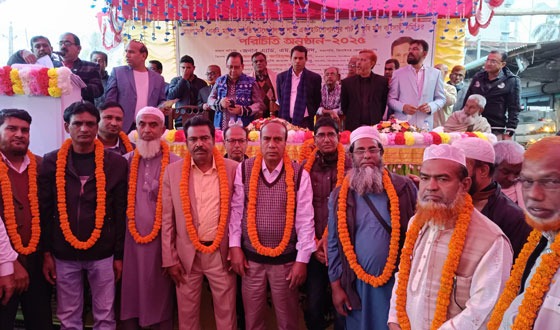 হাটগোপালপুরে ব্যবসায়ী সমিতির পরিচিতি সভা