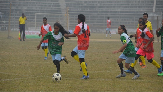 টাঙ্গাইলে জাতীয় গোল্ডকাপ ফুটবল টুর্নামেন্টের উদ্বোধন