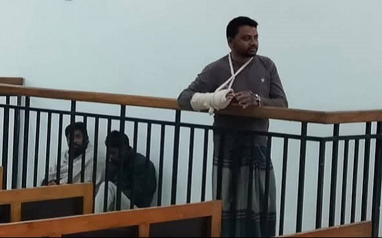 সাবেক ছাত্রলীগ সভাপতির হাত ভেঙ্গে দিলেন কারারক্ষীরা