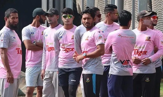 বিদেশীদের ছাড়াই মাঠে নামলো রাজশাহী!