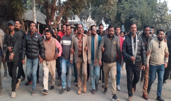 তেঁতুলিয়ায় মাদক চোরাকারবারী বন্ধের দাবীতে যুবদলের বিক্ষোভ