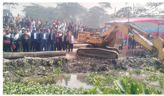 বরিশালে খাল খননের উদ্বোধণ