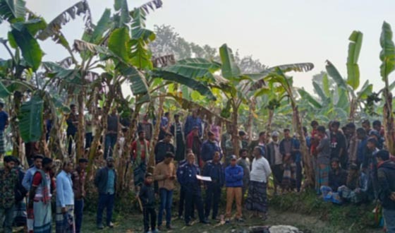 কুষ্টিয়ায় নির্মাণ শ্রমিকের লাশ পড়ে আছে পুকুরে