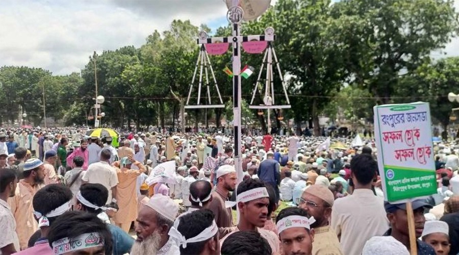 রংপুরে জামায়াতের জনসভায় কর্মীদের ঢল