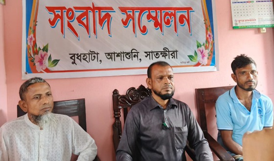 বুধহাটায় জমি উদ্ধার ও প্রতিপক্ষের ষড়যন্ত্রের প্রতিবাদে সংবাদ সম্মেলন