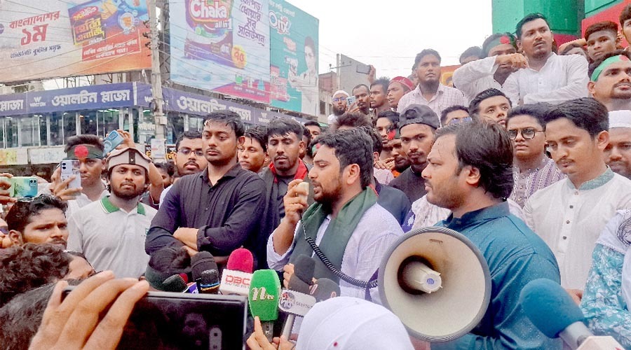 জুলাই সনদের আগেই নির্বাচনে যাবে না এনসিপি, নতুন সংবিধান দাবি নাহিদ ইসলামের