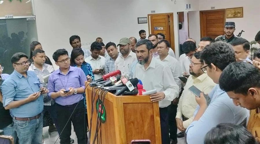 প্রবাসীদের ভোটের জন্য পোস্টাল ব্যালট চালুর উদ্যোগ নিচ্ছে নির্বাচন কমিশন