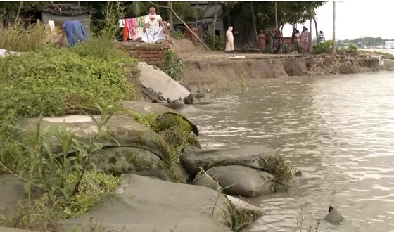 বরিশালের ৮০টি স্থানে নদী ভাঙনের ঝুঁকি