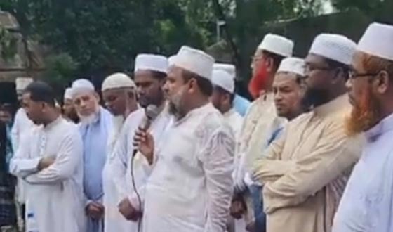 পদিপাড়া ফাজিল মাদ্রাসার অধ্যক্ষ আবুল বাসার এর দাফন ও দোয়া