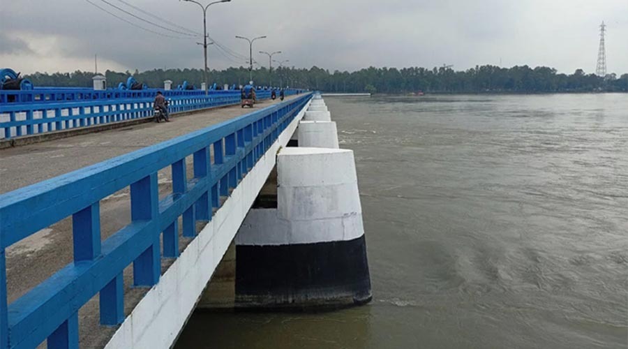 তিস্তার পানির প্রবাহ বেড়ে বন্যার আশঙ্কায় উত্তরের চার জেলা