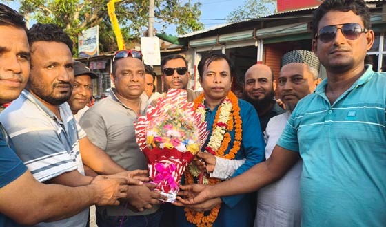 নেতাকর্মীদের ফুলের শুভেচ্ছায় সিক্ত গোপালপুর ইউনিয়ন যুবদলের সাবেক সভাপতি