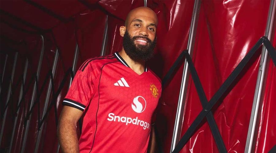 স্বপ্নের ক্লাবে নতুন অধ্যায়: ম্যানচেস্টার ইউনাইটেডে ব্রায়ান এমবুমো