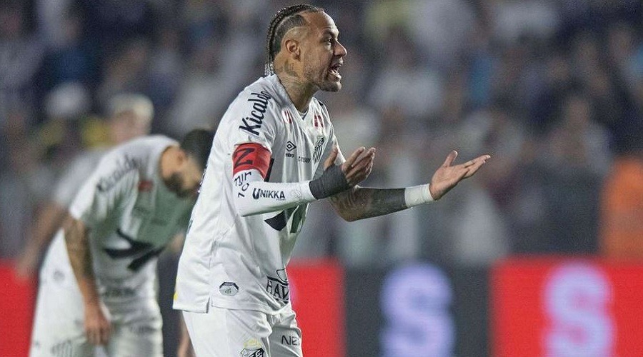 সান্তোস ছাড়ার ইঙ্গিত দিলেন নেইমার!