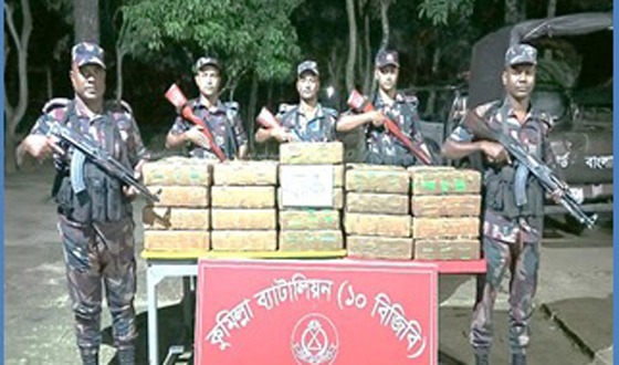 কুমিল্লায় ভারতীয় বাজি ও চিংড়ি রেনু উদ্ধার