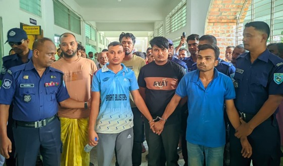 রংপুরে হিন্দুপল্লীতে হামলার ঘটনায় গ্রেপ্তার ৫