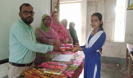 বাসাইলের প্রাথমিক বিদ্যালয়ে তারুণ্যের উৎসব ও চিত্রাংকন প্রতিযোগিতা