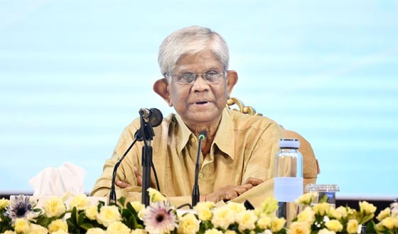 ‘ক্ষমতা নয়, দায়িত্ব’—সংকটকালীন বাজেটের ব্যাখ্যায় অর্থ উপদেষ্টা