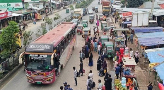 গাবতলীতে বাড়ছে যাত্রীর চাপ