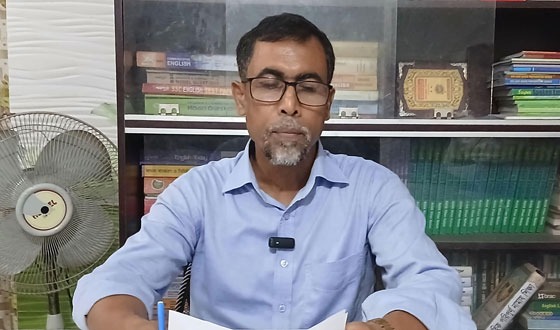 চাটমোহরে বড় ভাইয়ের বিরুদ্ধে ছোট ভাইয়ের সংবাদ সম্মেল