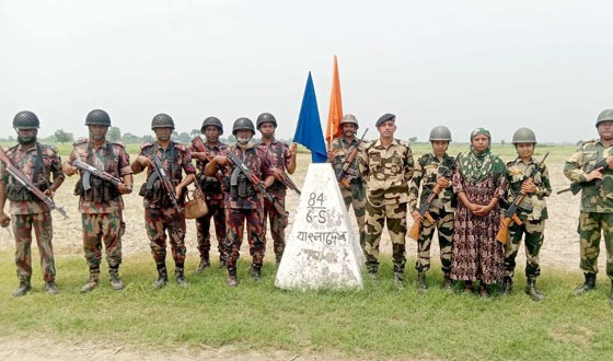 ২৫ বছর পর ভারতের পাচার হওয়া বাংলাদেশী নারী দেশে ফিরলেন