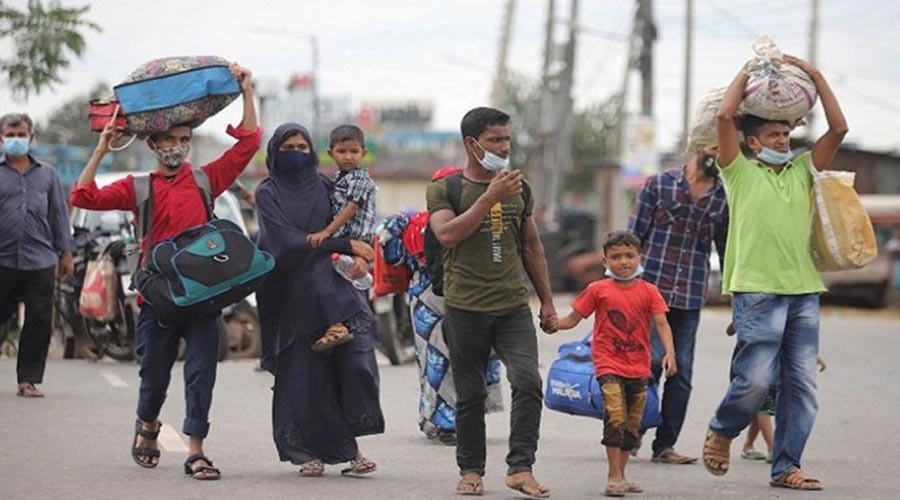 কমলাপুর থেকে সদরঘাট, সবখানেই কর্মজীবীদের ঢল