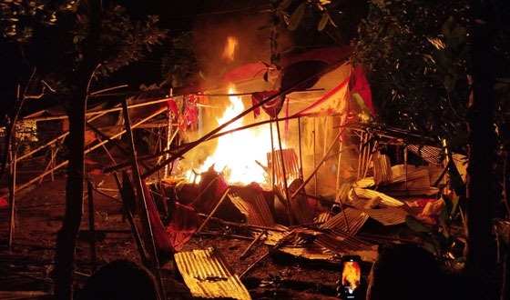 বাবুগঞ্জে মেলা ও যাত্রার প্যান্ডেল ভাঙচুর করে আগুন