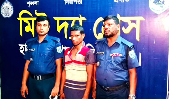 হিলিতে শিশুকে ধর্ষণের চেষ্টায় অভিযোগে যুবক আটক