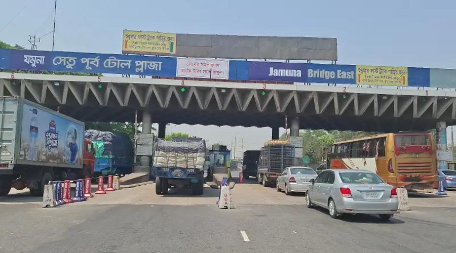 যানজট কাটিয়ে যমুনা সেতু এখন পুরোপুরি সচল