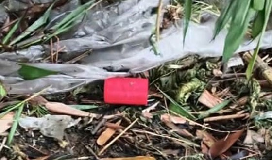 শেখ হাসিনা ফিরবে শিরোনামে বোমা সদৃশ্য বস্তু ও চিরকুট রেখে হুমকি