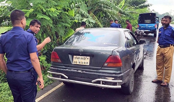 মণিরামপুরে নগদ কোম্পানির ৫৫ লাখ টাকা ছিনতাই