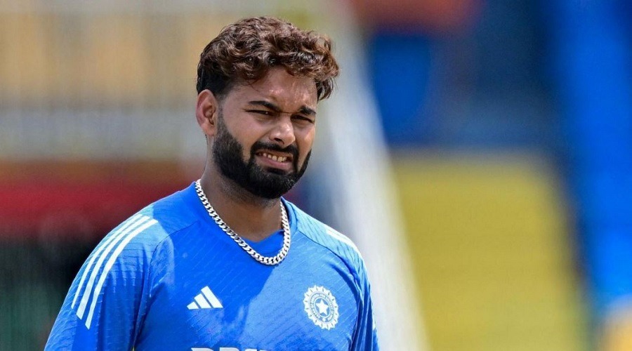 শাস্তি পেলেন রিশাভ পান্ত