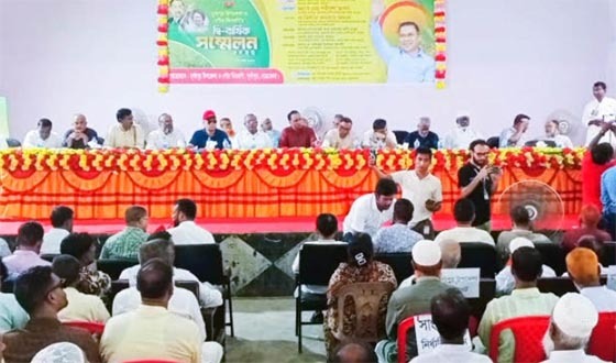 আ.লীগ দুই দশকে রাজনীতি ধ্বংস করেছে: দুর্গাপুরে কায়সার কামাল