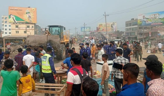 সরাইলের বিশ্বরোডে অর্ধশতাধিক অবৈধ স্থাপনা উচ্ছেদ