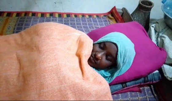 বাঁচতে চায় আশ্রয়ন প্রকল্পের ফারজানা