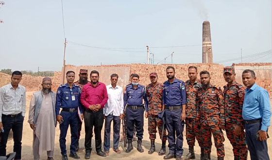 কালীগঞ্জে ইটভাটায় মোবাইল কোর্ট : ৫০ হাজার টাকা জরিমানা