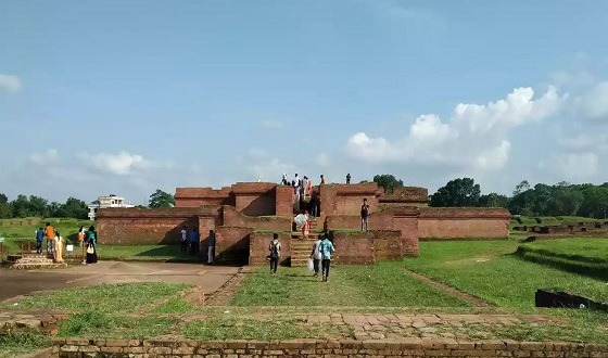 রাজনৈতিক পটপরিবর্তনের পর অরক্ষিত অবস্থায় রয়েছে দেশের প্রত্ন সম্পদ