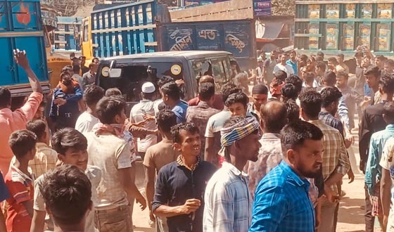 শেরপুরে ভ্রাম্যমাণ আদালতের গাড়িতে হামলা: ১২ ইটভাটা মালিকের বিরুদ্ধে মামলা