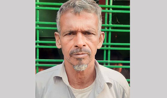 বীরগঞ্জে  ট্রাক-মোটরসাইকেলের সংঘর্ষে নিহত ১