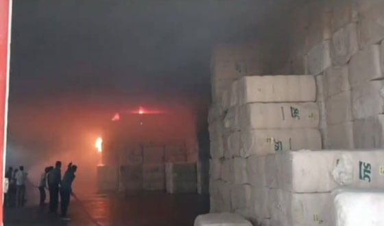 মাধবপুরে এস.এম স্পিনিং মিলে আগুন