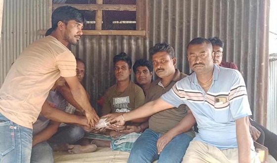 অসুস্থ অলংকার প্রস্তুতকারি শ্রমিকের পাশে শ্রমিক ইউনিয়ন ও মালিক সমিতি