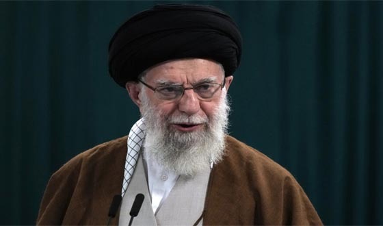 যুক্তরাষ্ট্রের সঙ্গে পারমাণবিক আলোচনার প্রস্তাব প্রত্যাখ্যান খামেনির