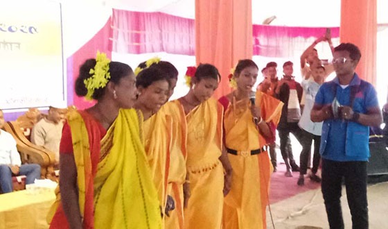 কমলগঞ্জে ক্ষুদ্র নৃ জাতিগোষ্ঠীর  "বাহা উৎসব" অনুষ্ঠিত
