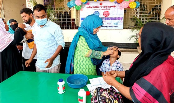 আত্রাইয়ে ভিটামিন “এ” প্লাস ক্যাম্পেইনের উদ্বোধন