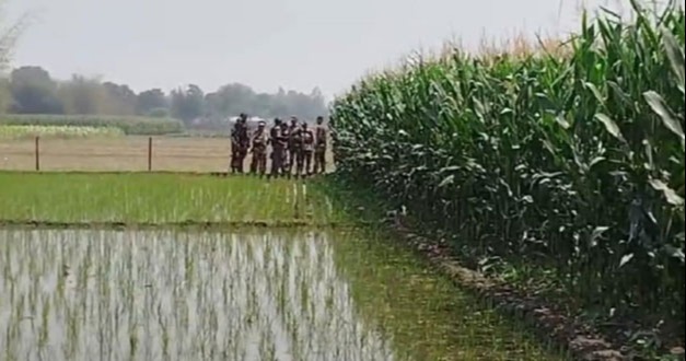দহগ্রাম সীমান্তে আবারও বিএসএফের কাটাতারের বেড়া নির্মাণের চেষ্টা