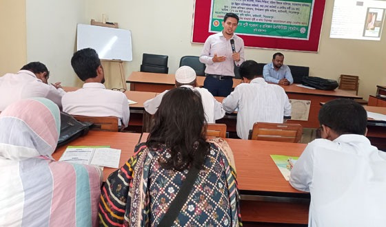 কাউখালীতে সুস্বাস্থ্যের জন্য ফলিত পুষ্টি বিষয়ক প্রশিক্ষণ