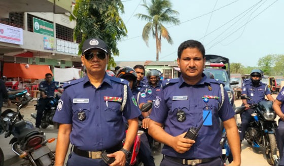 আশাশুনিতে ঈদকে সামনে রেখে পুলিশের বিশেষ মহড়া