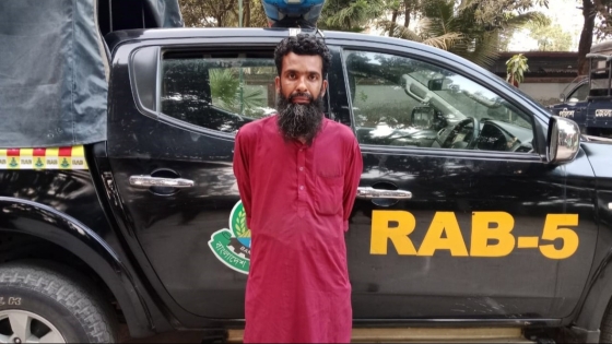 বাগমারায় মাদ্রাসা ছাত্রকে চাপা দিয়ে পালানোর সময় ট্রাকচালক আটক