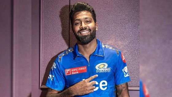 আইপিএলের প্রথম ম্যাচেই নিষিদ্ধ হলেন হার্দিক