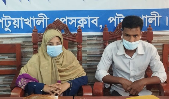 শ্লীলতাহানির অভিযোগ তুলে নিতে ভুক্তভোগী পরিবারকে হুমকি